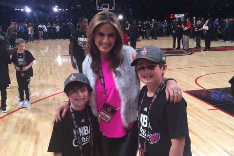 Denise Albert ve oğulları NBA All Star kanser kemoterapisi Anneler